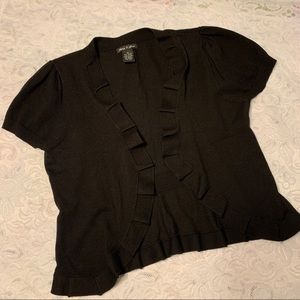 Sweet short sweater with detailed edging Black Med